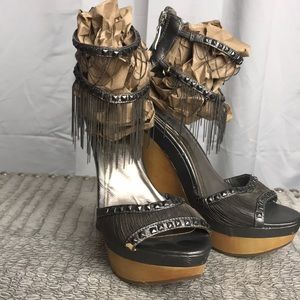 Chain metal wedge platform chain metal heel sz 7.5